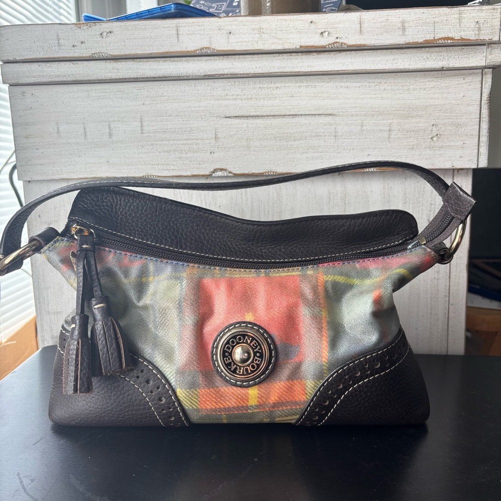 Vintage Y2K Dooney Bourke Multi-color Genuine Leather Baguette Shoulder Bag